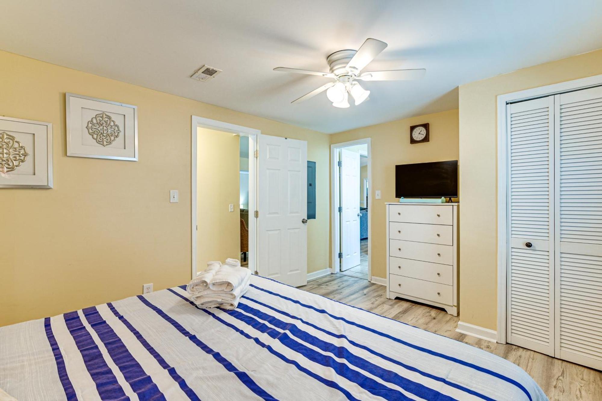 Lovely Myrtle Beach Getaway - Walk To Beach! Exteriör bild