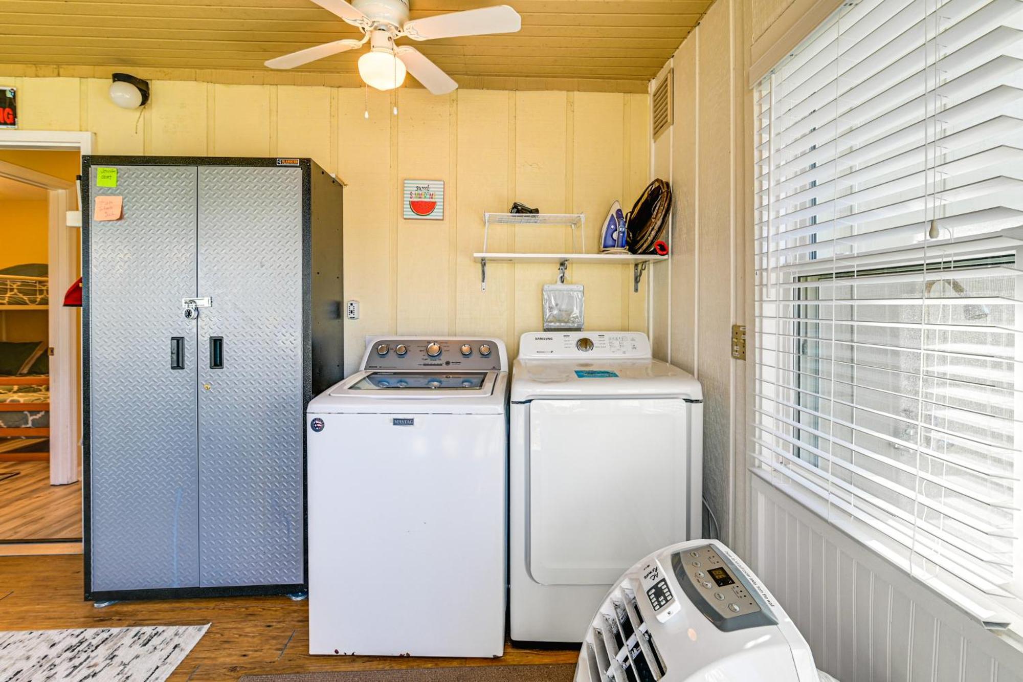 Lovely Myrtle Beach Getaway - Walk To Beach! Exteriör bild